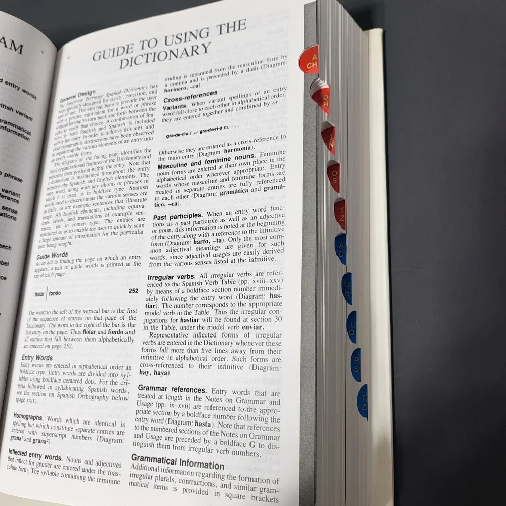 The American Heritage Spanish‎ Dictionary English Spanish Bilingual